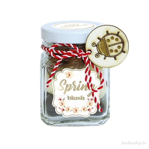 Borcan ,,Spring blush'' cu martisor din lemn gravat